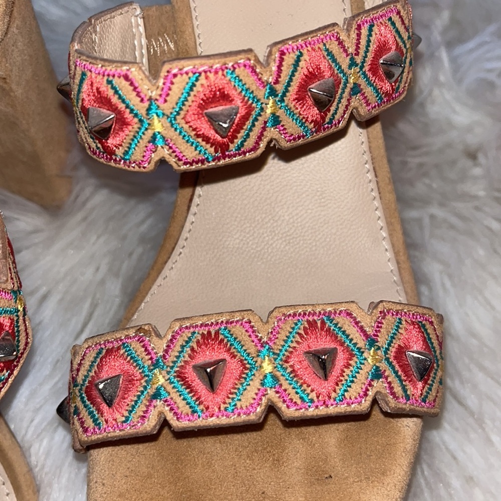 Botkier Gigi Sandals Suede Embellished Pink Studded Block Heel Sz 8 - Picture 4 of 9